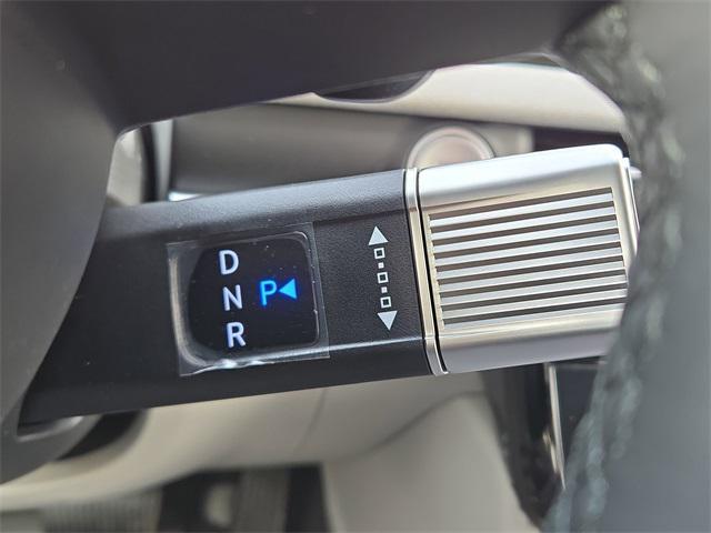 new 2026 Hyundai TUCSON Hybrid car, priced at $40,957