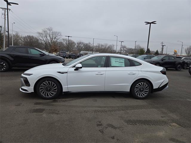 new 2026 Hyundai Sonata Hybrid car, priced at $40,192