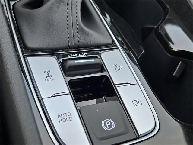 new 2026 Hyundai SANTA CRUZ car, priced at $32,263