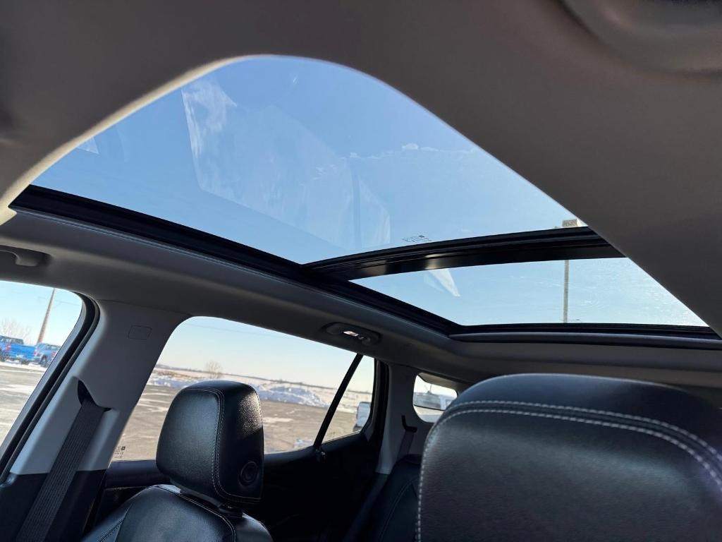 used 2024 GMC Terrain car, priced at $27,291