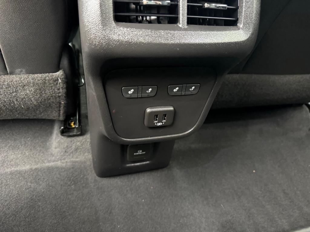 used 2022 Chevrolet Equinox car, priced at $24,951