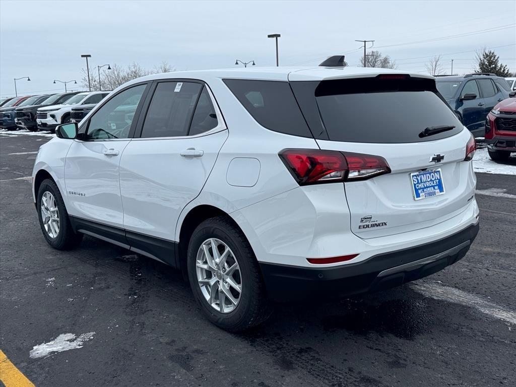 used 2022 Chevrolet Equinox car, priced at $21,957