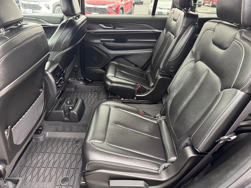 used 2025 Jeep Grand Cherokee L car, priced at $42,986