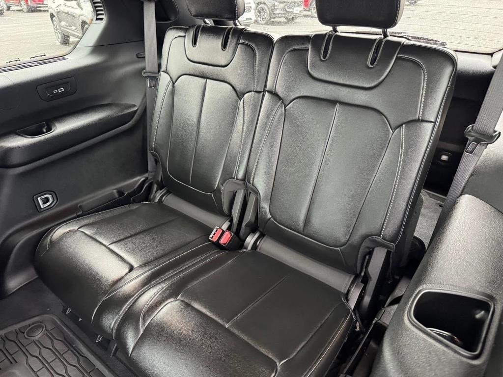 used 2025 Jeep Grand Cherokee L car, priced at $42,986