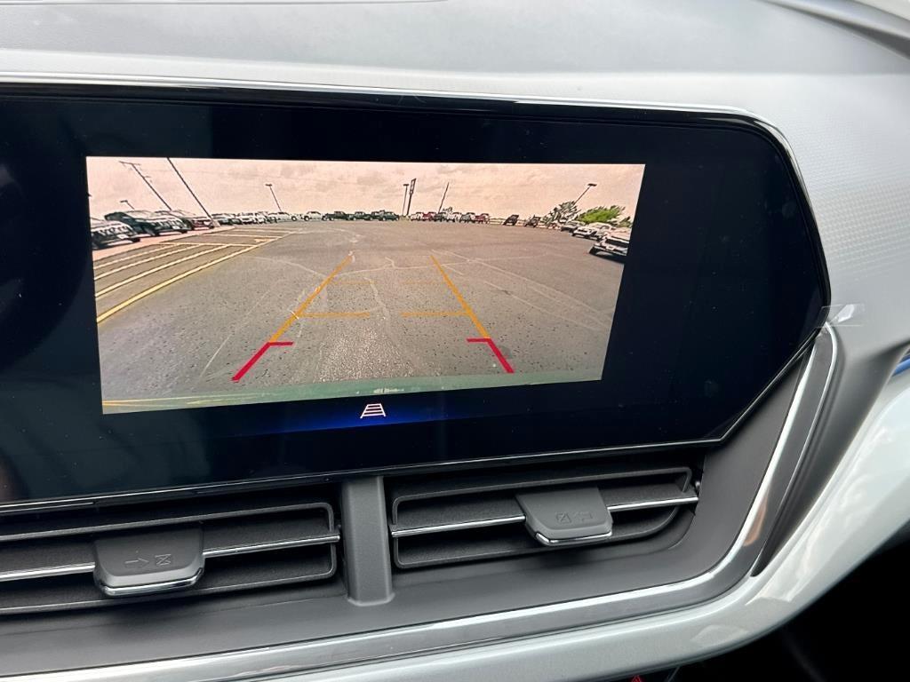 new 2025 Chevrolet Trax car, priced at $24,313