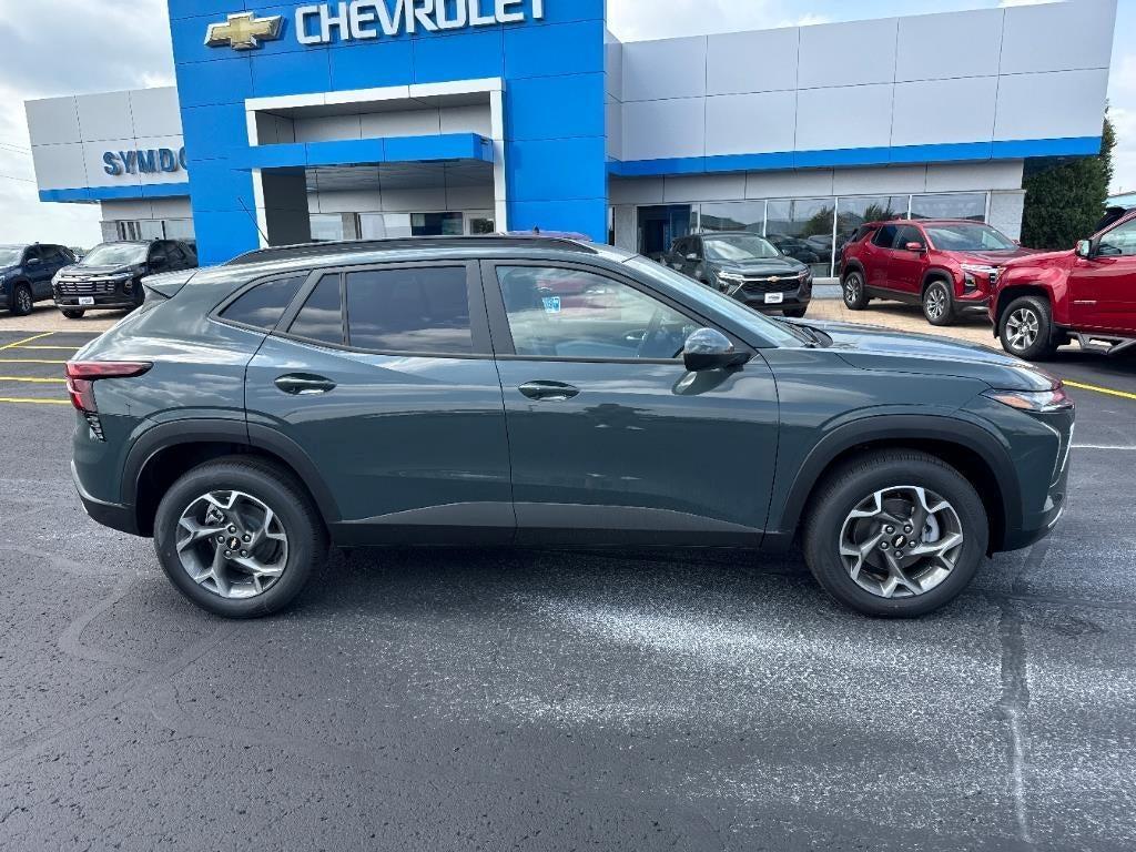 new 2025 Chevrolet Trax car, priced at $24,313