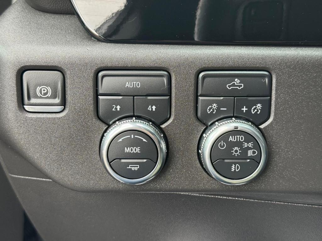 used 2024 GMC Sierra 1500 car, priced at $41,989