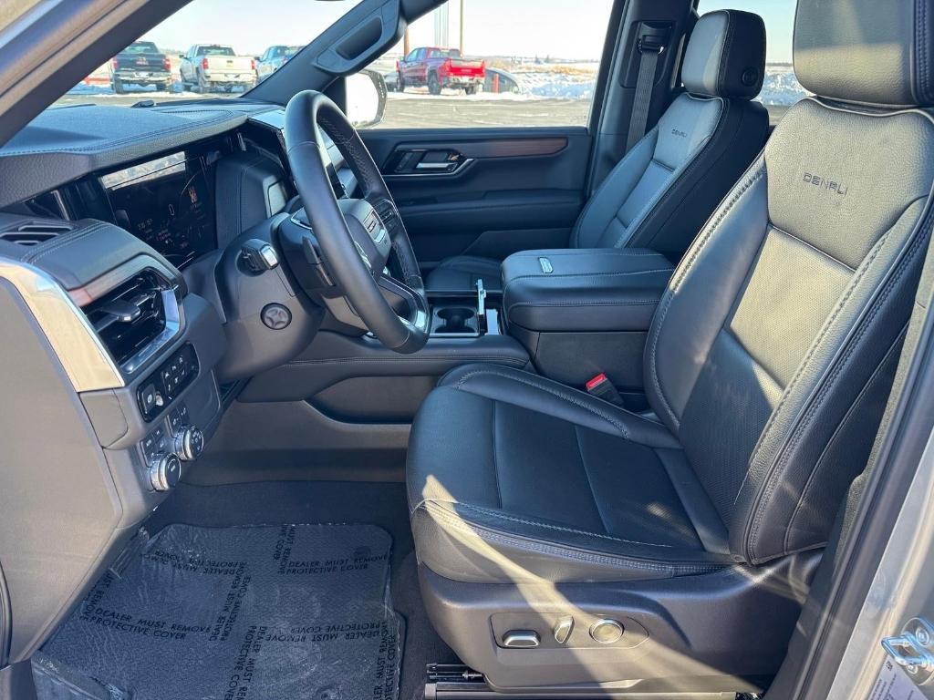 used 2025 GMC Yukon XL car, priced at $71,467