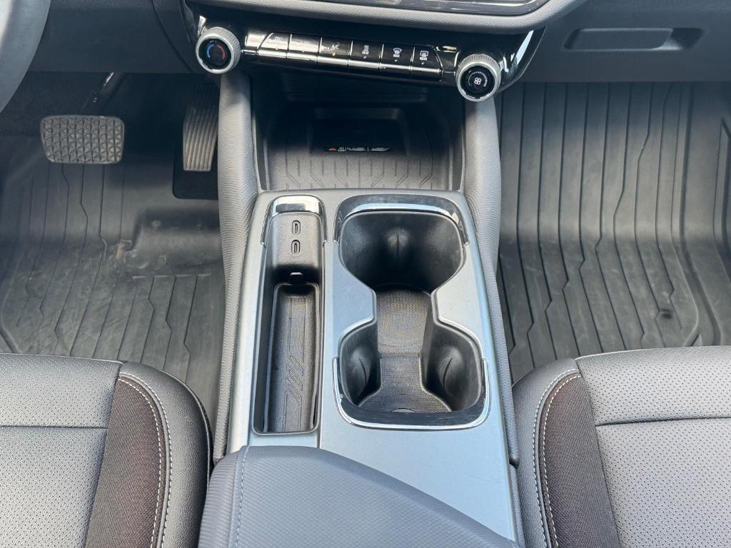 used 2026 Chevrolet Equinox EV car, priced at $34,032