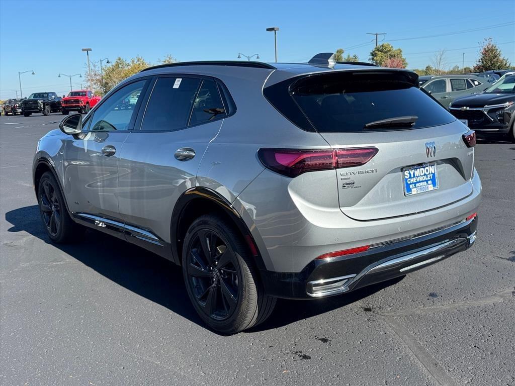used 2025 Buick Envision car, priced at $30,885