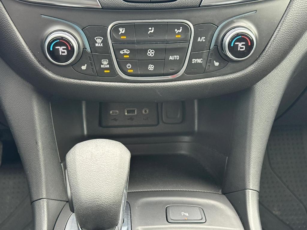 used 2024 Chevrolet Equinox car, priced at $22,974