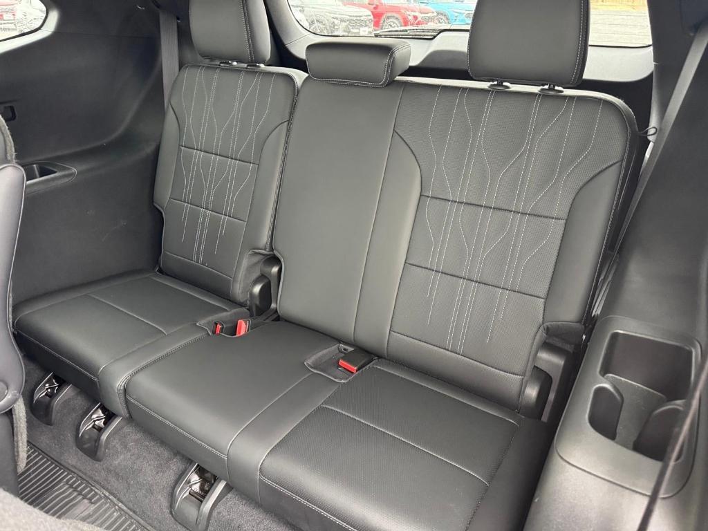 used 2025 Buick Enclave car, priced at $49,761