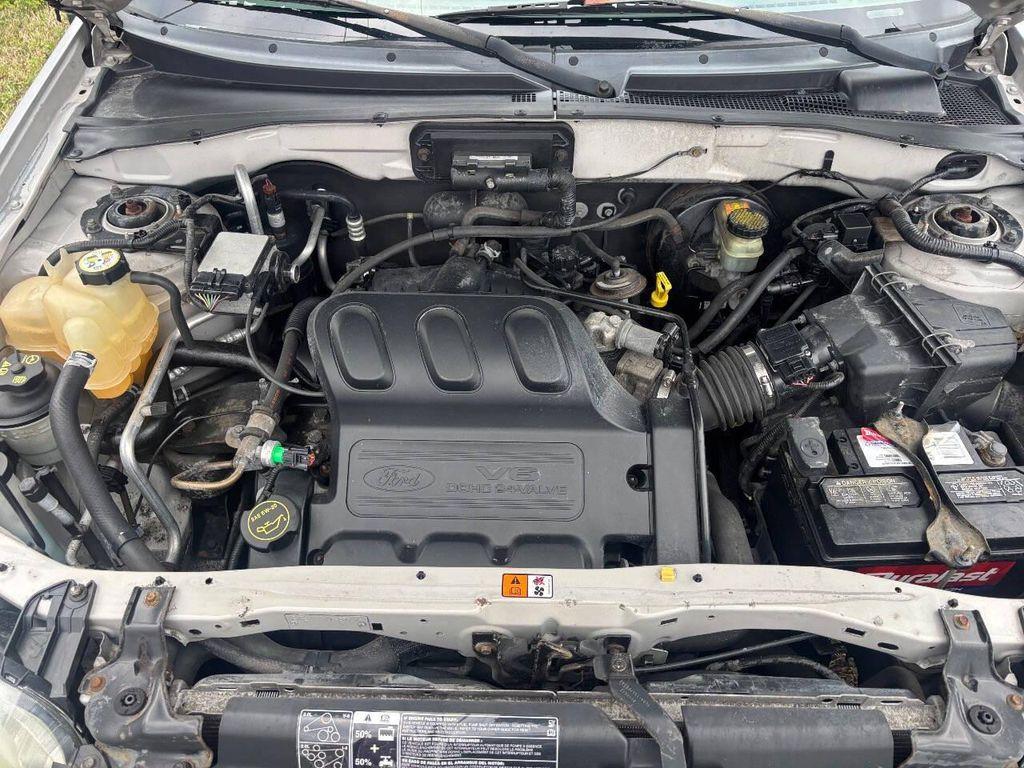 used 2004 Ford Escape car, priced at $4,950