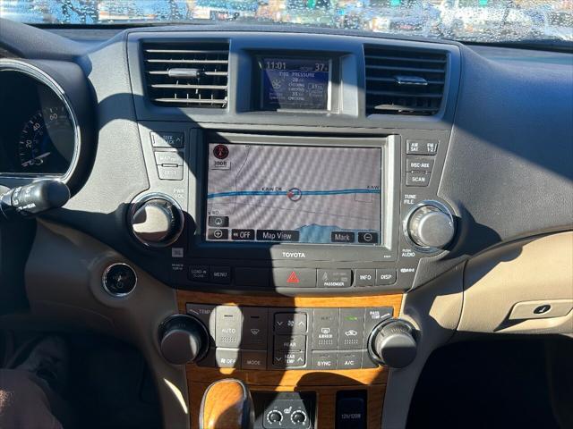 used 2008 Toyota Highlander Hybrid car, priced at $6,950