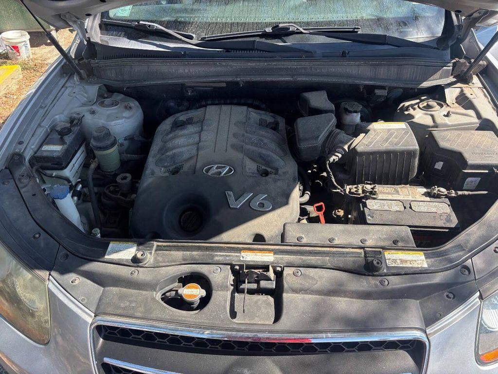 used 2007 Hyundai Santa Fe car, priced at $5,550