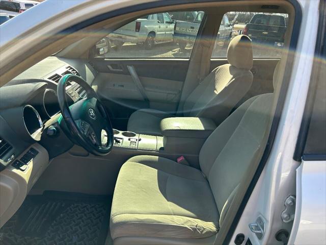 used 2008 Toyota Highlander car, priced at $6,950