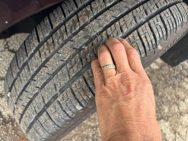 used 2006 Chevrolet Equinox car, priced at $2,950