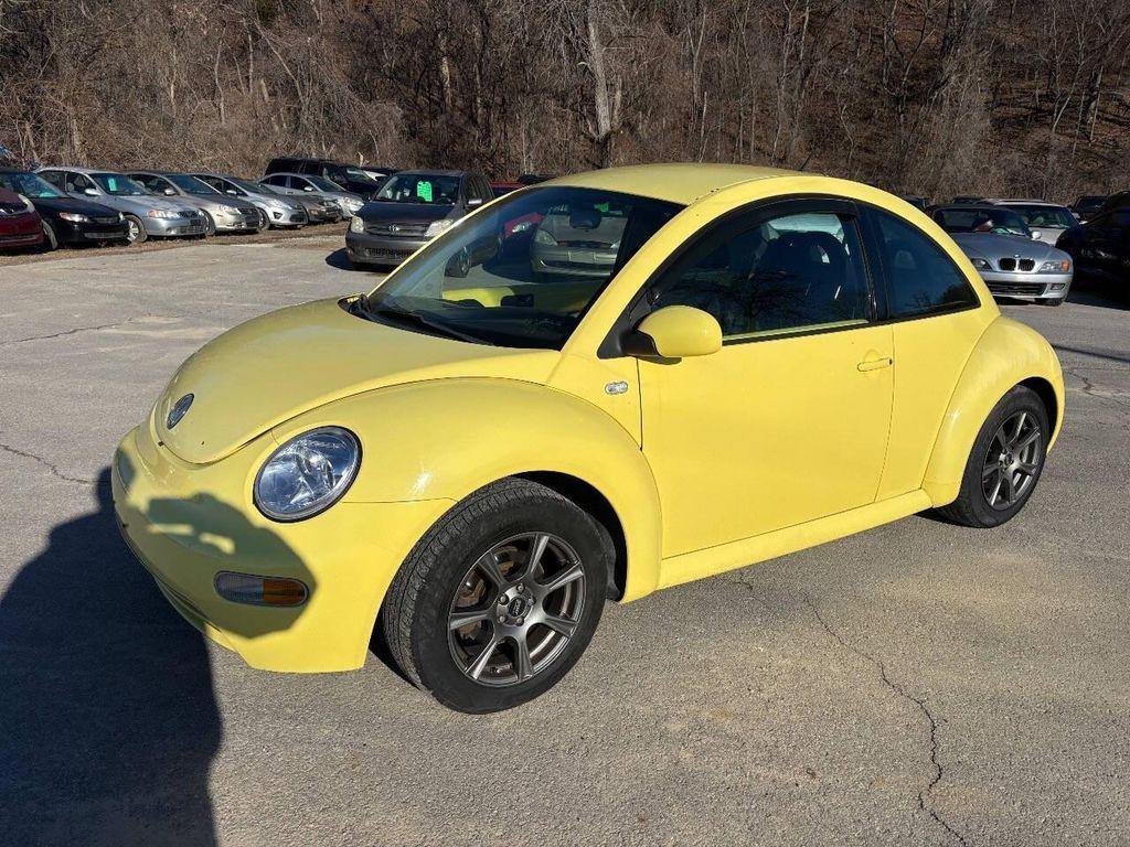 used 2001 Volkswagen New Beetle car, priced at $4,250