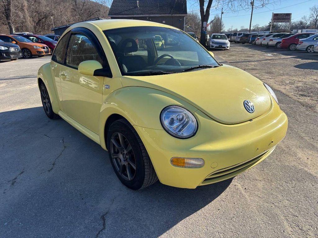 used 2001 Volkswagen New Beetle car, priced at $4,250