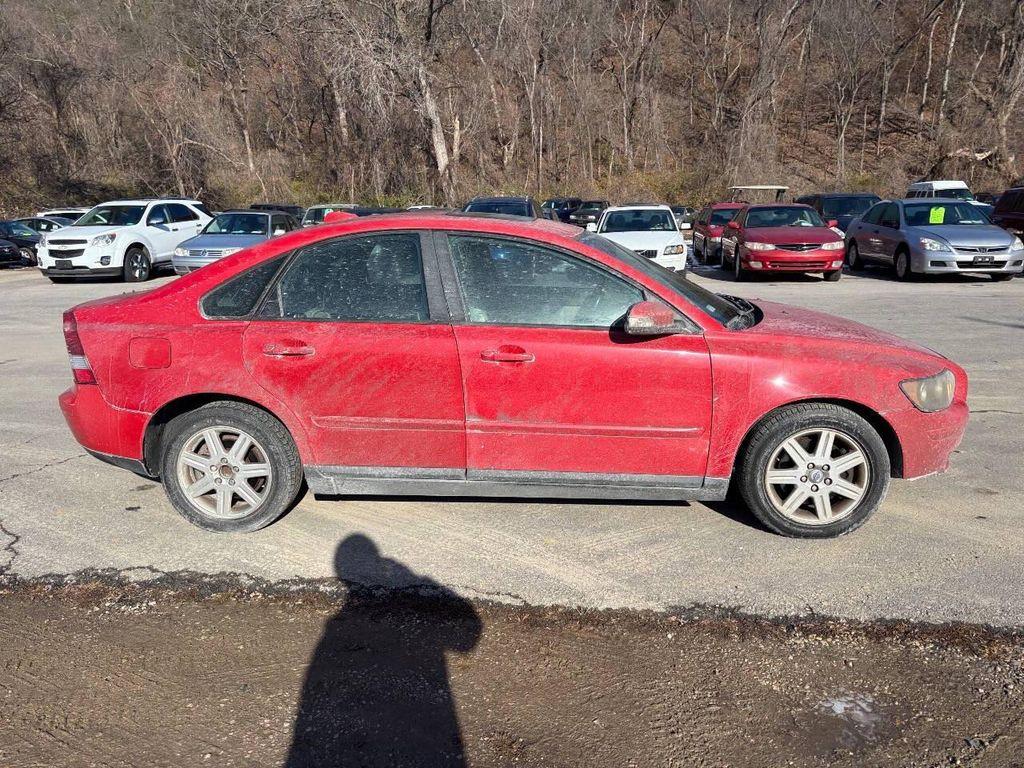 used 2007 Volvo S40 car, priced at $3,950