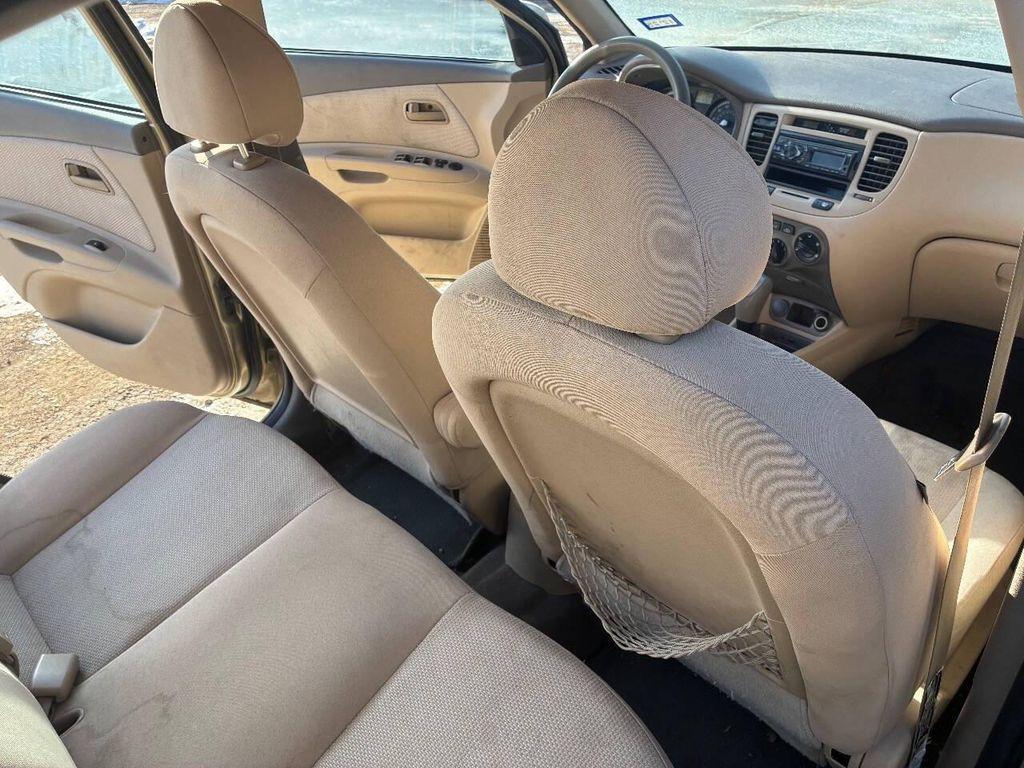 used 2009 Kia Rio car, priced at $4,950