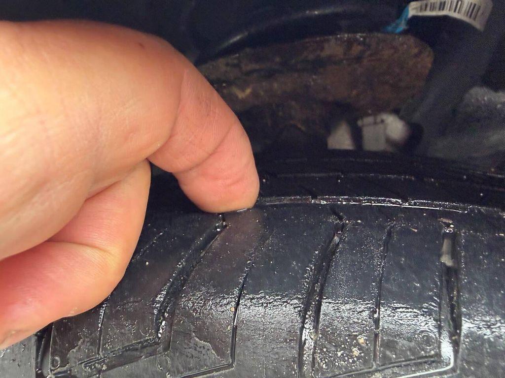 used 2007 Ford Focus car, priced at $4,450