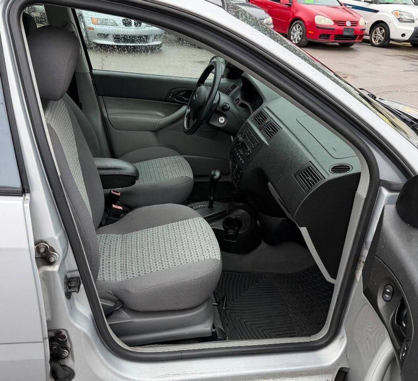 used 2007 Ford Focus car, priced at $4,450