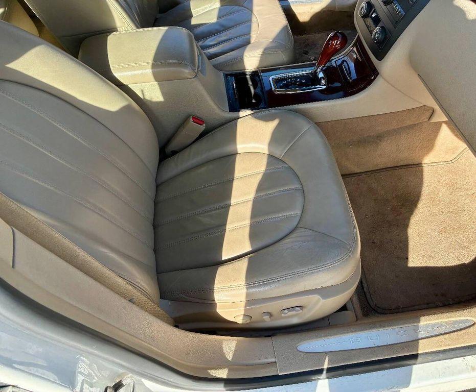 used 2008 Buick Lucerne car, priced at $5,450