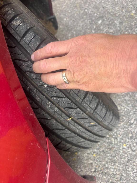 used 2004 Chrysler Sebring car, priced at $4,950