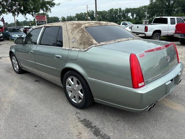 used 2006 Cadillac DTS car, priced at $5,555