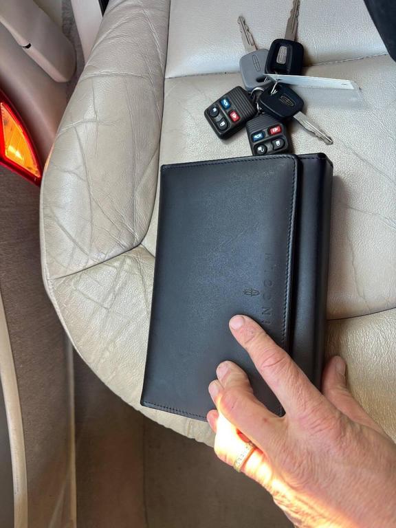 used 2002 Lincoln Continental car, priced at $4,950