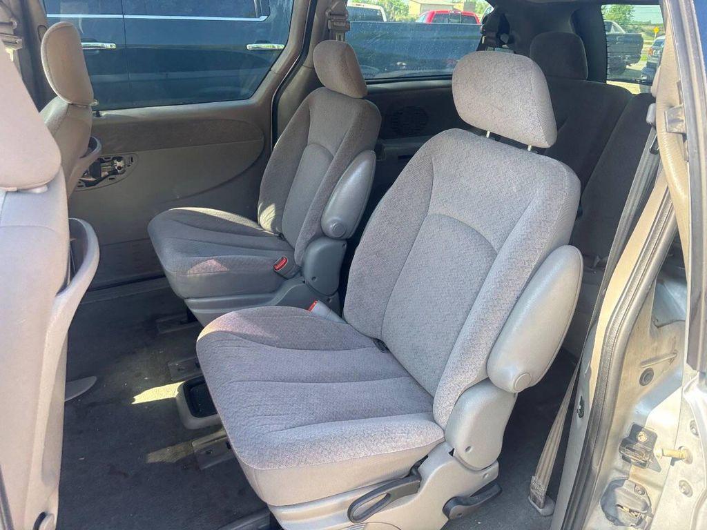 used 2001 Dodge Grand Caravan car, priced at $2,950