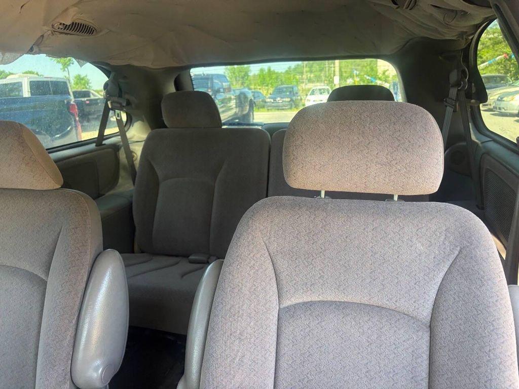 used 2001 Dodge Grand Caravan car, priced at $2,950