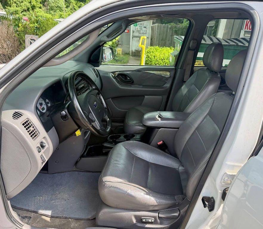 used 2002 Ford Escape car, priced at $2,950
