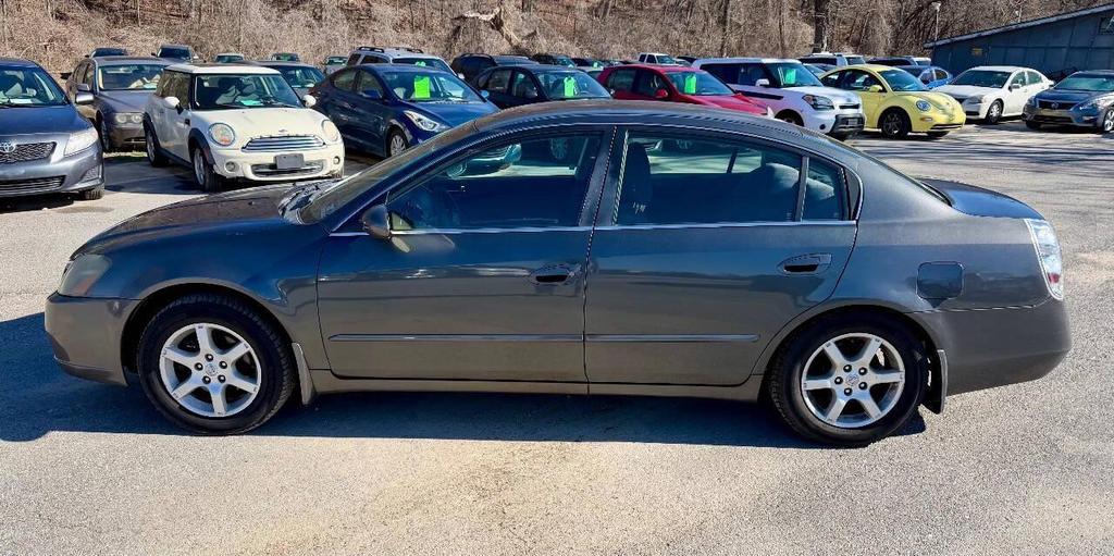 used 2006 Nissan Altima car, priced at $4,950