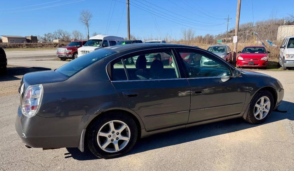 used 2006 Nissan Altima car, priced at $4,950