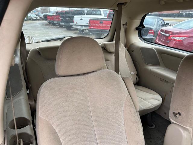 used 2011 Kia Sedona car, priced at $4,450