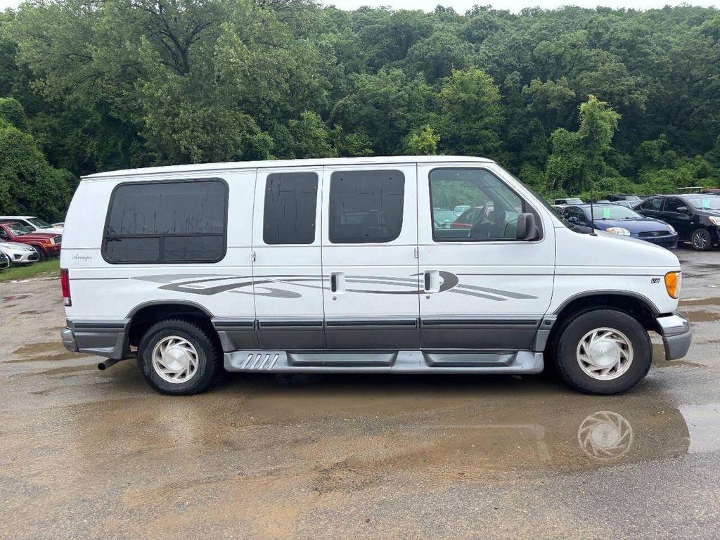 used 2000 Ford E150 car, priced at $3,450