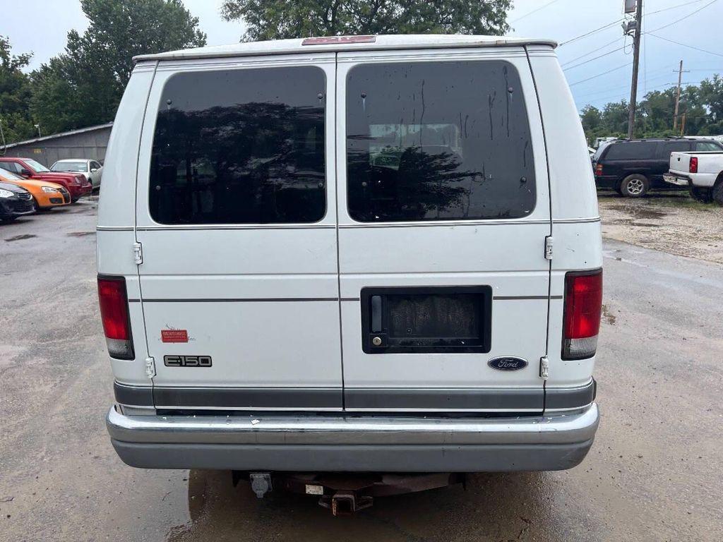 used 2000 Ford E150 car, priced at $3,450
