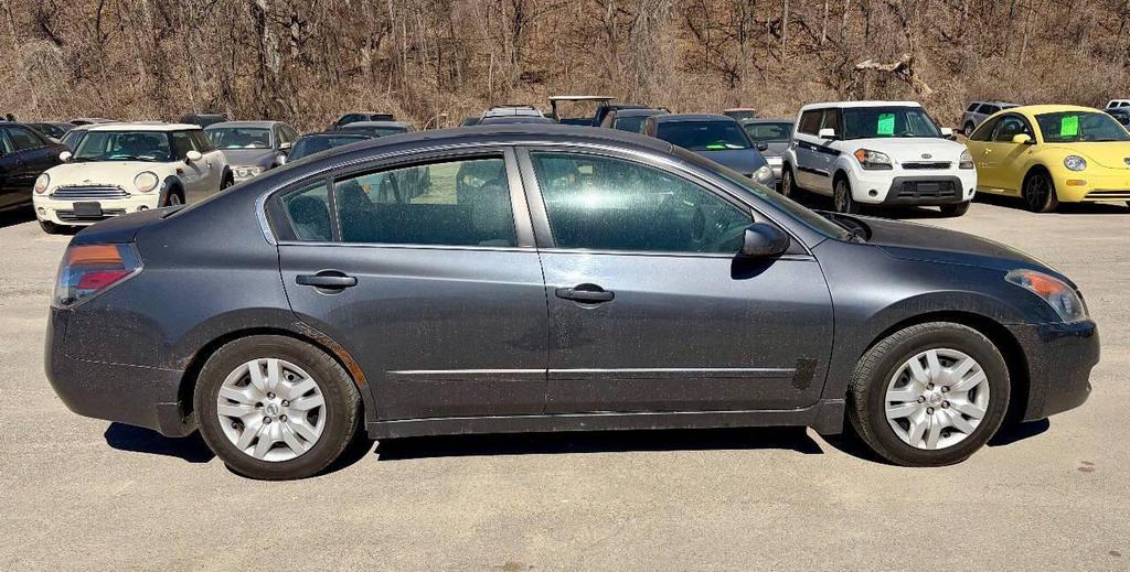 used 2009 Nissan Altima car, priced at $4,950