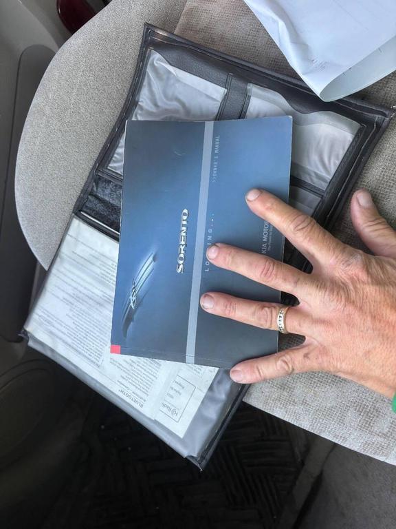 used 2008 Kia Sorento car, priced at $4,950