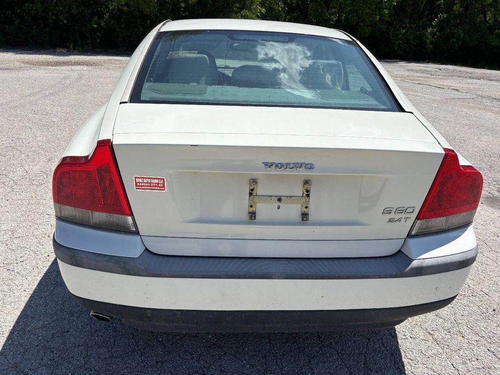 used 2002 Volvo S60 car, priced at $4,950