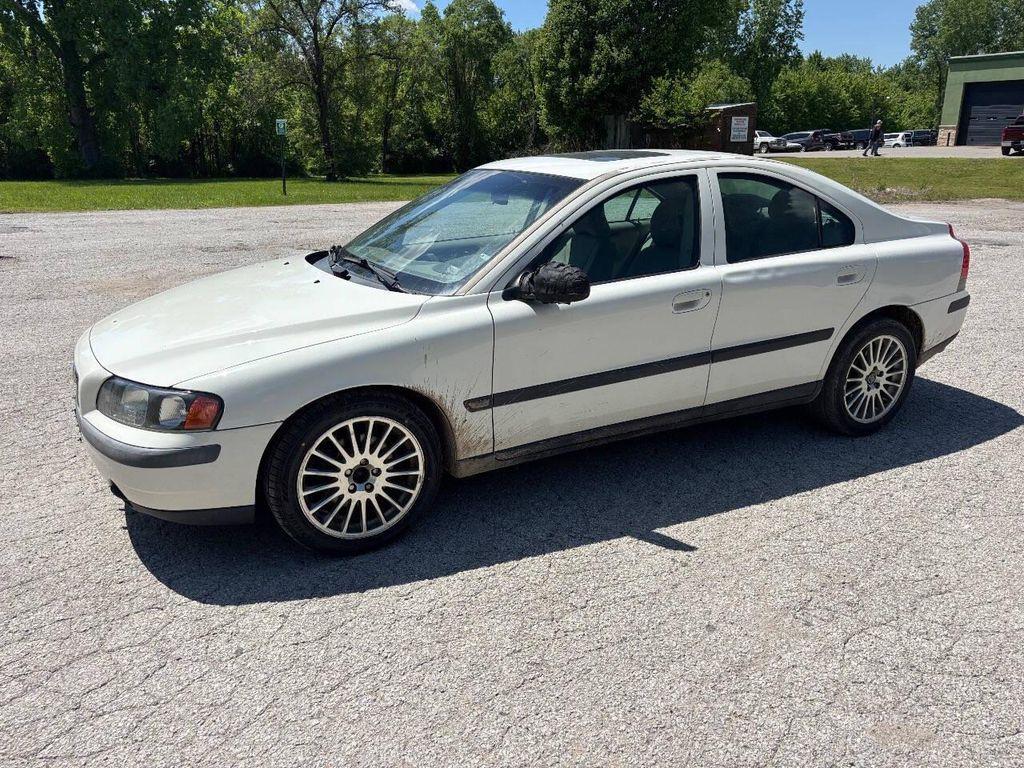 used 2002 Volvo S60 car, priced at $4,950