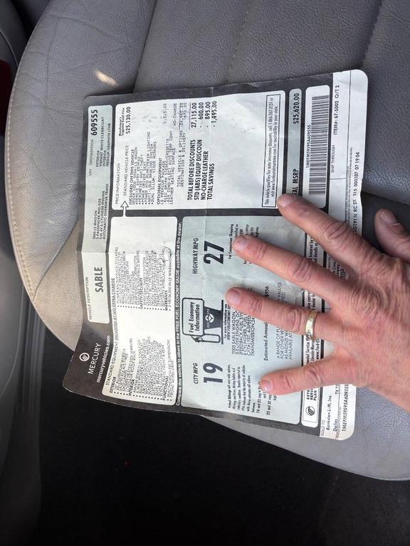 used 2005 Mercury Sable car, priced at $5,950