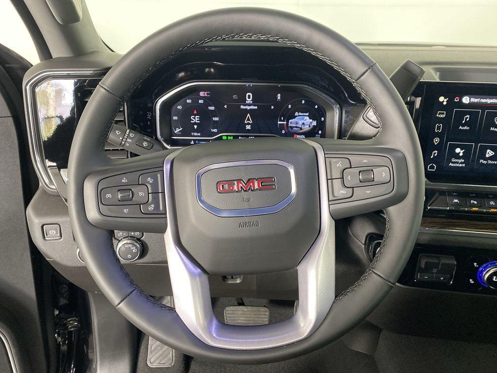 used 2025 GMC Sierra 1500 car, priced at $43,000