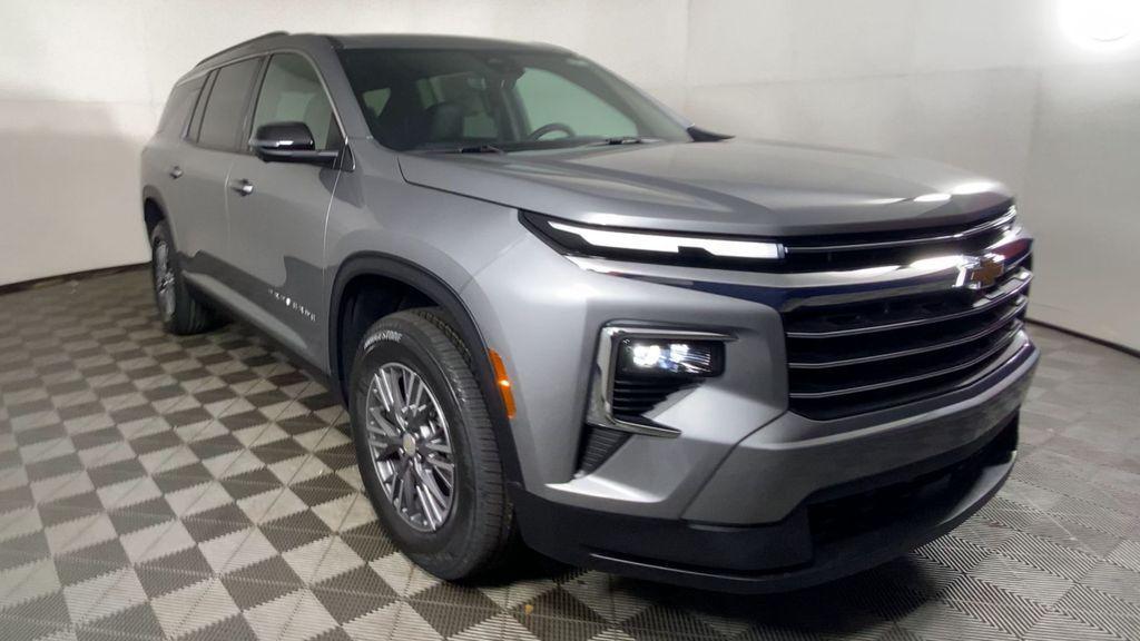 new 2026 Chevrolet Traverse car, priced at $45,819