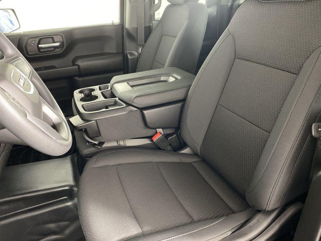 new 2026 GMC Sierra 1500 car, priced at $44,225