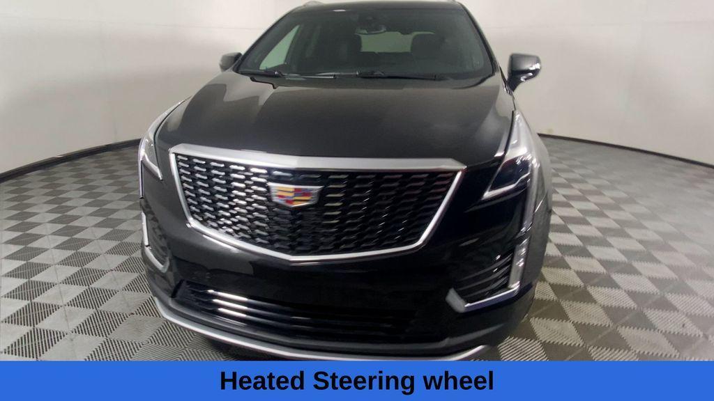 used 2025 Cadillac XT5 car, priced at $39,000