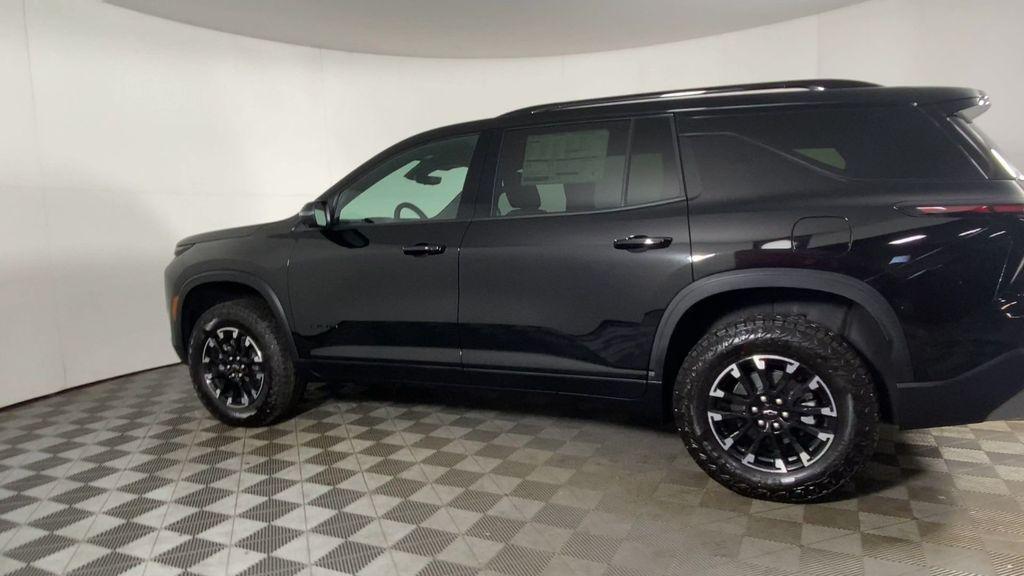 new 2026 Chevrolet Traverse car, priced at $52,945