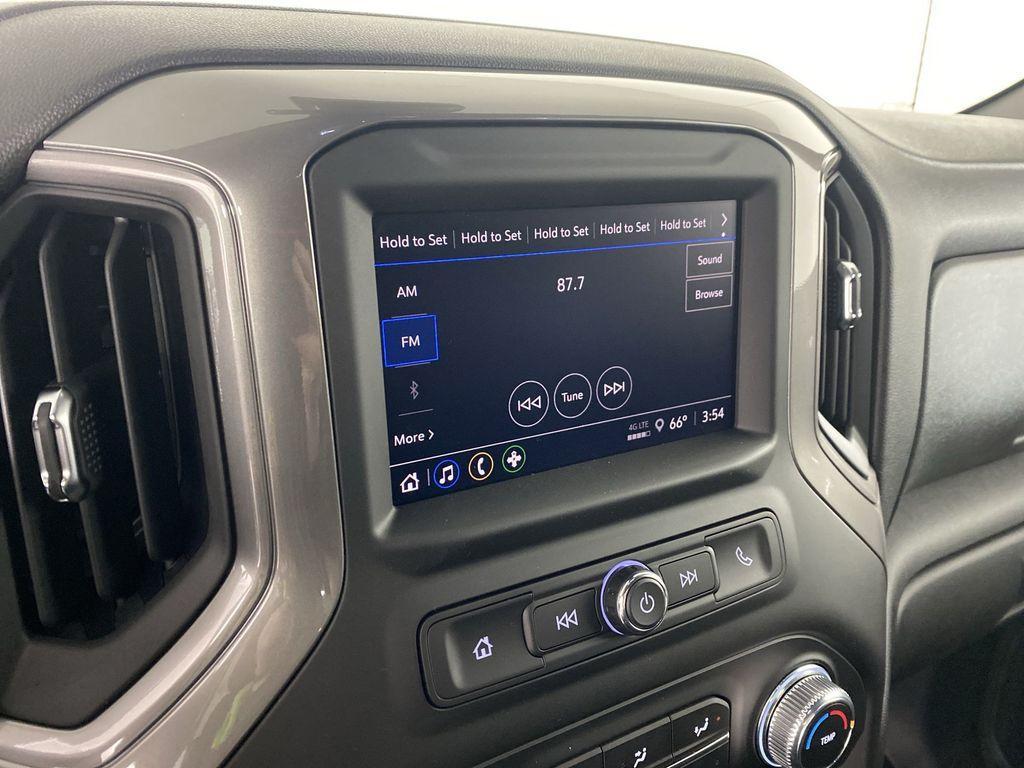 new 2026 GMC Sierra 1500 car, priced at $47,725